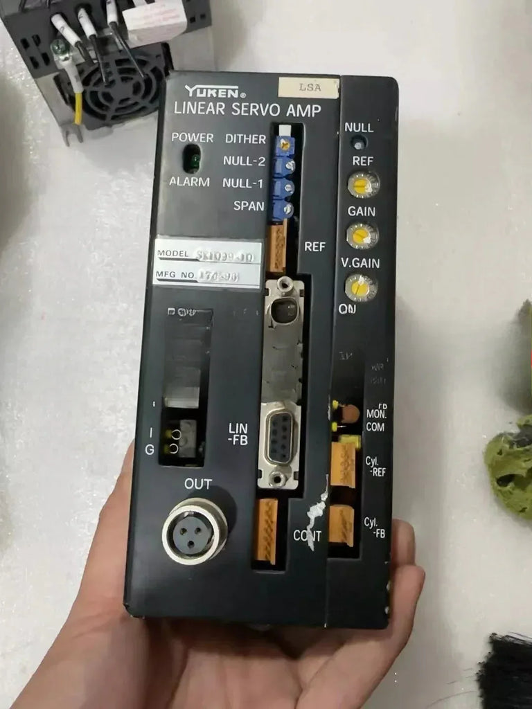 YUKEN SK1099-10 Servo Amplifier - Industrial Grade, Used - ZYYKZ Test Equipment