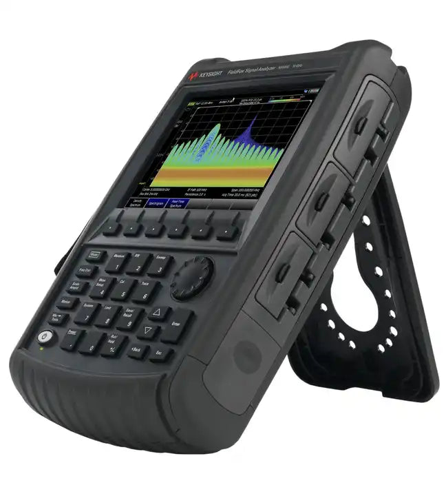Keysight N9935C FieldFox C Handheld Microwave Spectrum Analyzer, 10 GHz