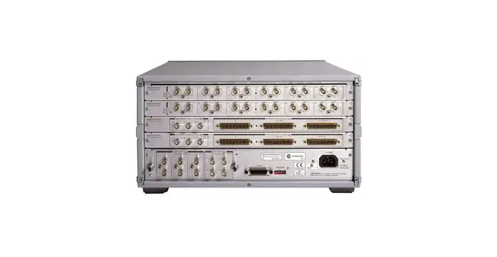 Keysight E5250A Low-Leakage Switch Mainframe