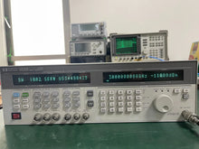 Load image into Gallery viewer, Agilent 83731B Synthesized Signal Generator 1 GHz to 20 GHz - ZYYKZ Test Equipment