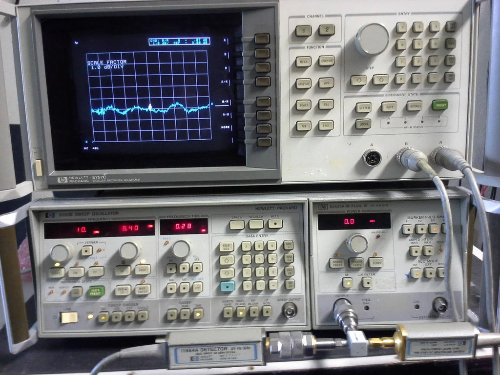 Agilent 83525A Sweep Oscillator Plug-In Module - ZYYKZ Test Equipment