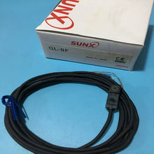 Load image into Gallery viewer, Panasonic SUNX GL-8F Proximity Sensor Switch - High Precision Detection - ZYYKZ Test Equipment