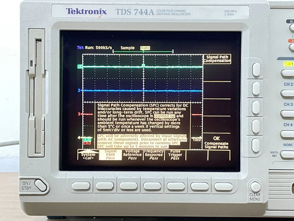 Tektronix TDS744A 500MHz 2GS/s Digital Storage Oscilloscope - ZYYKZ Test Equipment