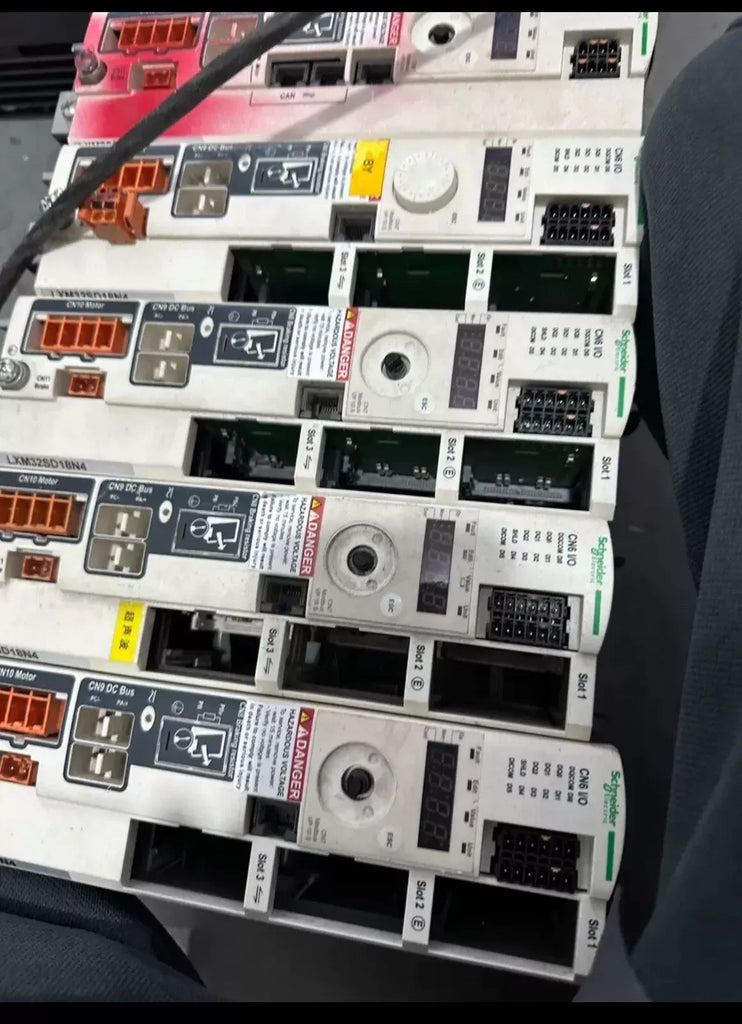 Schneider Electric LXM32SD18N4 1.8kW Single-Axis Servo Drive Controller - ZYYKZ Test Equipment