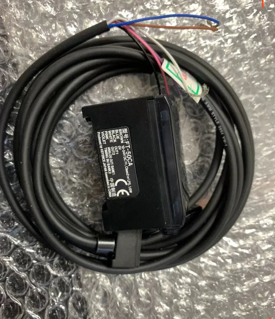 Keyence FT-50CA Compact Digital Fiber Optic Sensor with High-Speed Response - ZYYKZ Test Equipment