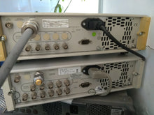 Load image into Gallery viewer, Fluke 910 GPS Controlled OCXO Frequency Standard Clock - ZYYKZ Test Equipment