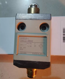 Omron D4CC-4002 Industrial Limit Switch - Durable & Reliable - ZYYKZ Test Equipment