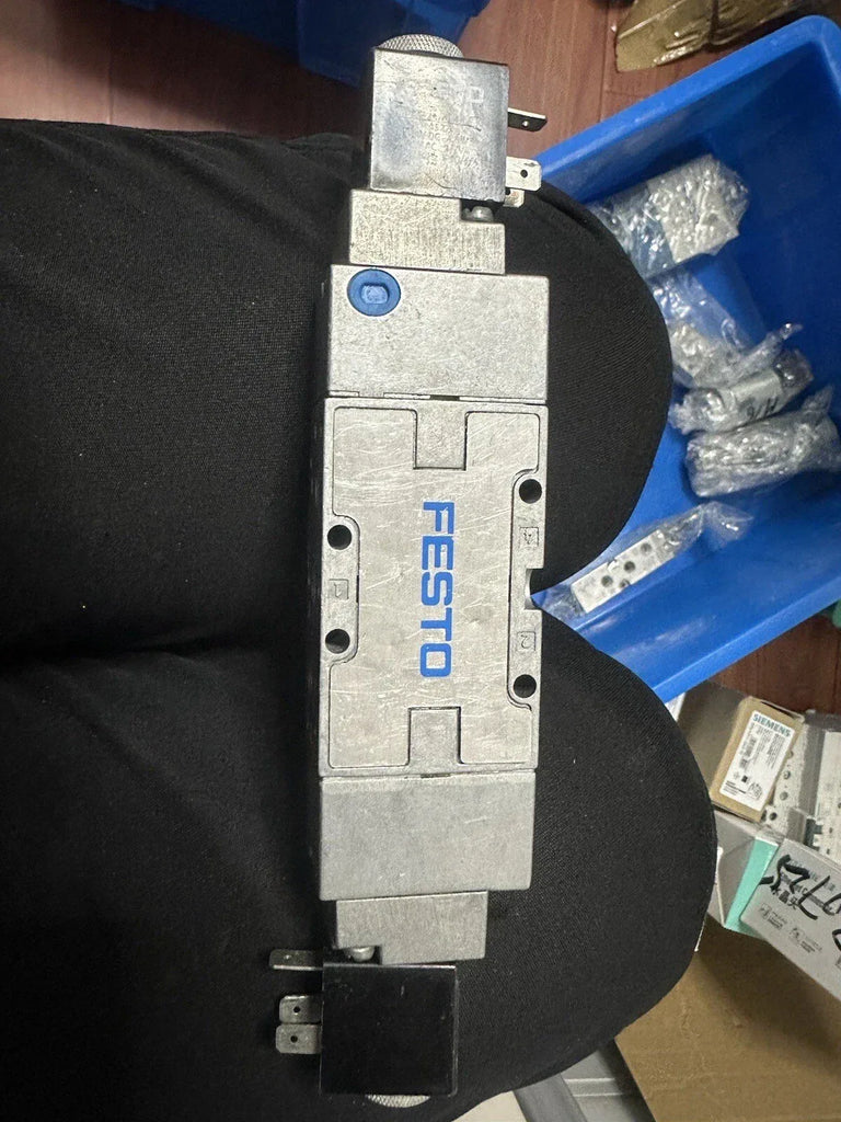 Festo MFH-5/3E-1/8-B 30483 Pneumatic 5/3-Way Directional Control Valve - ZYYKZ Test Equipment