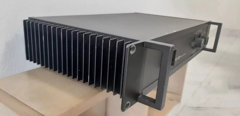 Quad 522 220V Power Amplifier - Used