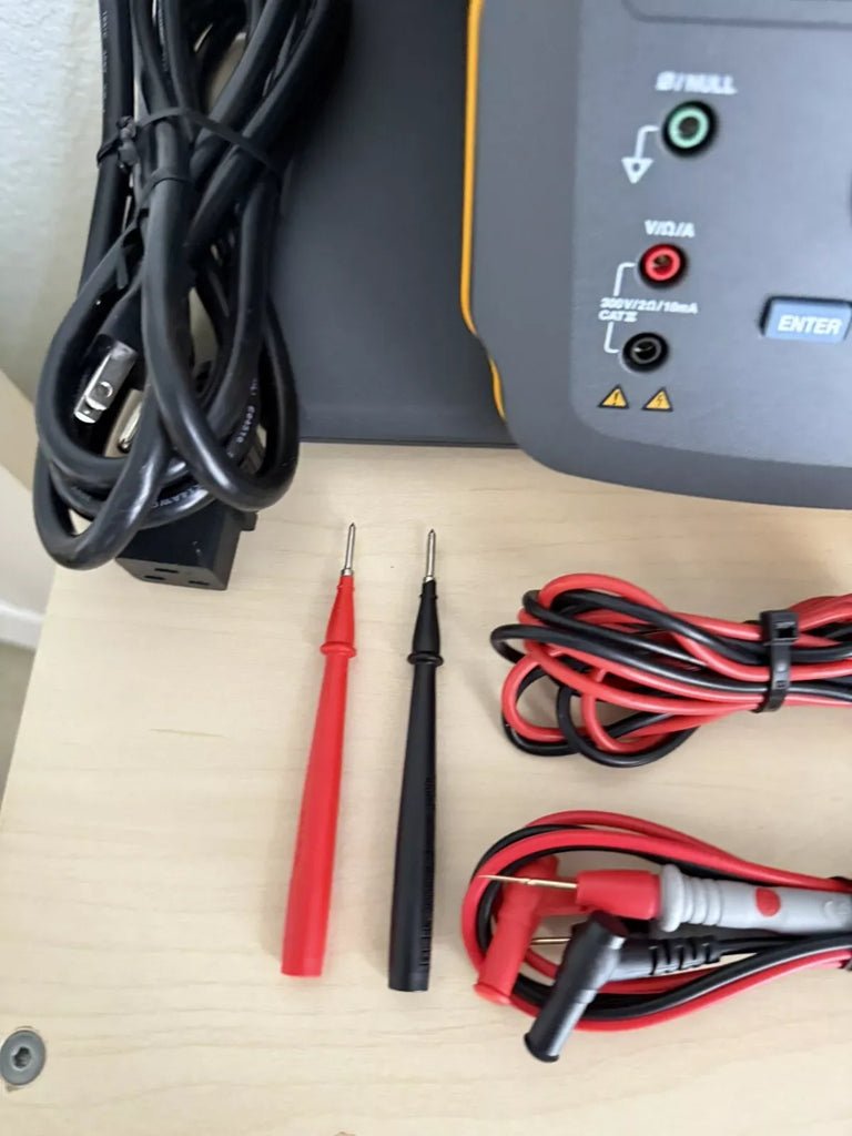 Fluke ESA615 EU Electrical Safety Analyzer 230V (Calibrated 2024) - ZYYKZ Test Equipment