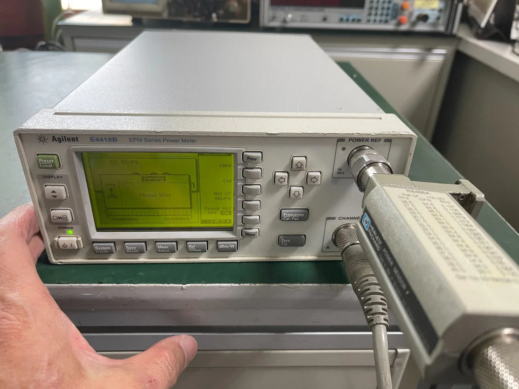 HP Agilent R8486A High-Frequency Power Sensor, -30 to +20 dBm, 26.5 to 40 GHz - ZYYKZ Test Equipment