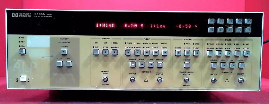 Agilent 8133A High-Speed Pulse Generator 33MHz to 3GHz - ZYYKZ Test Equipment