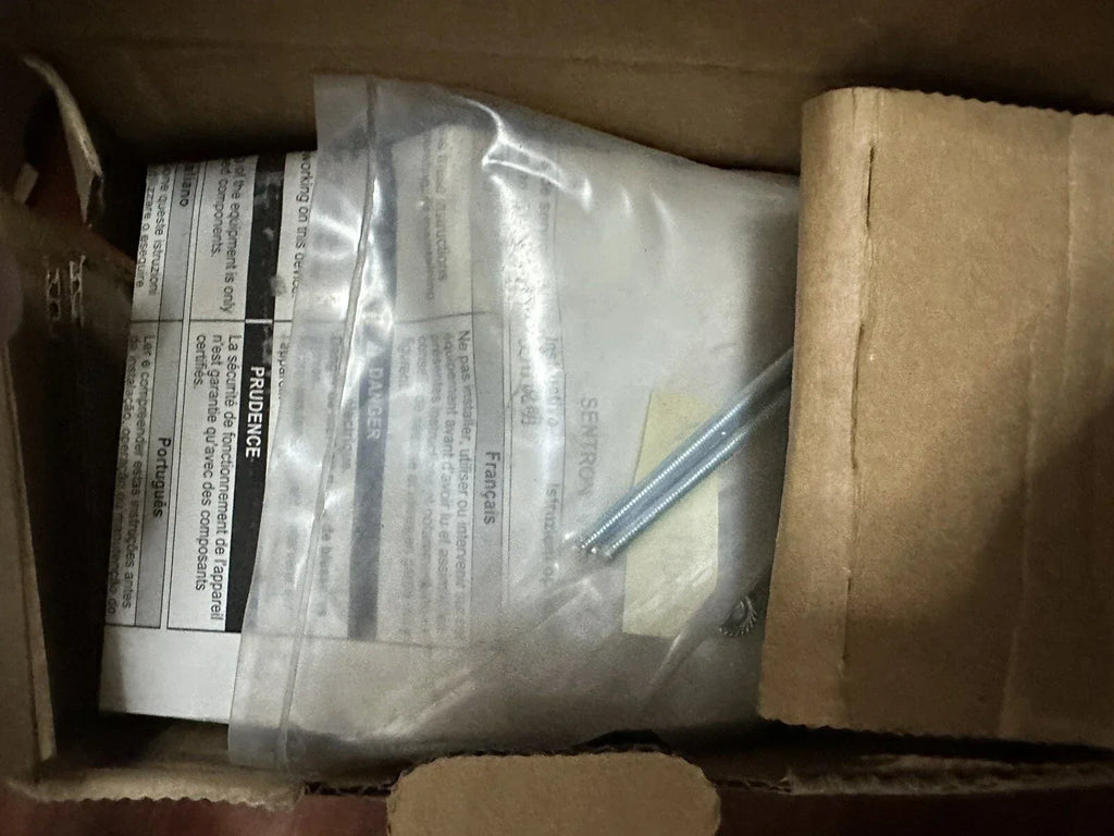 Siemens 3VL1706-1DA33-0AA0 3-Pole 125A Molded Case Circuit Breaker (MCCB) - ZYYKZ Test Equipment