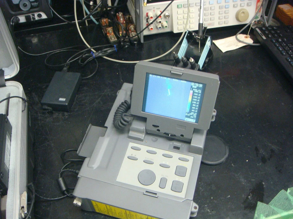 NEC TH5100 High-Resolution Thermal Imaging Camera - ZYYKZ Test Equipment
