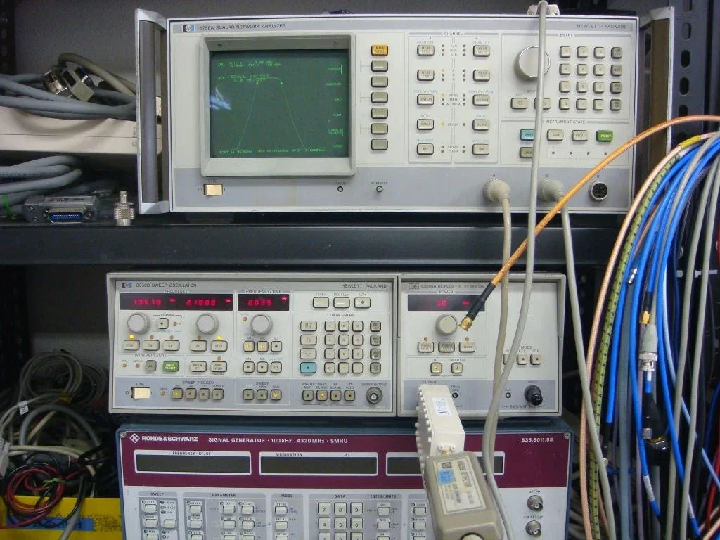 Mcity Microwave BPF2020-01 Bandpass Filter – Precision RF Filtering - ZYYKZ Test Equipment
