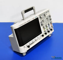Load image into Gallery viewer, Agilent DSO-X 2024A 200MHz 4-Channel Oscilloscope with 2 GSa/s Sampling Rate