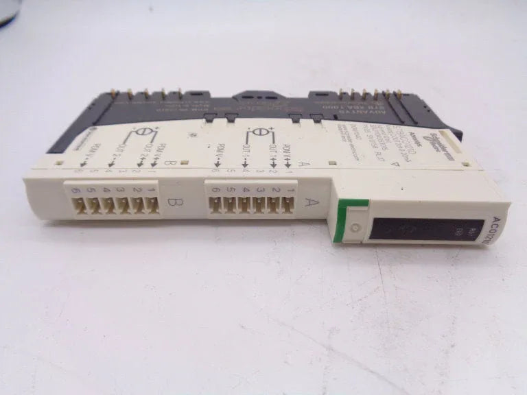 Schneider Electric STBACO1210K Programmable Logic Controller (PLC) Module - ZYYKZ Test Equipment