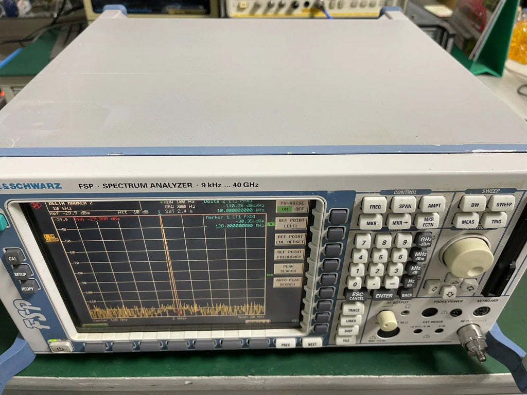 Rohde & Schwarz FSP40 Spectrum Analyzer - 9KHz to 40GHz, Model 1164.4391.40 with FSP-B3 Option - ZYYKZ Test Equipment