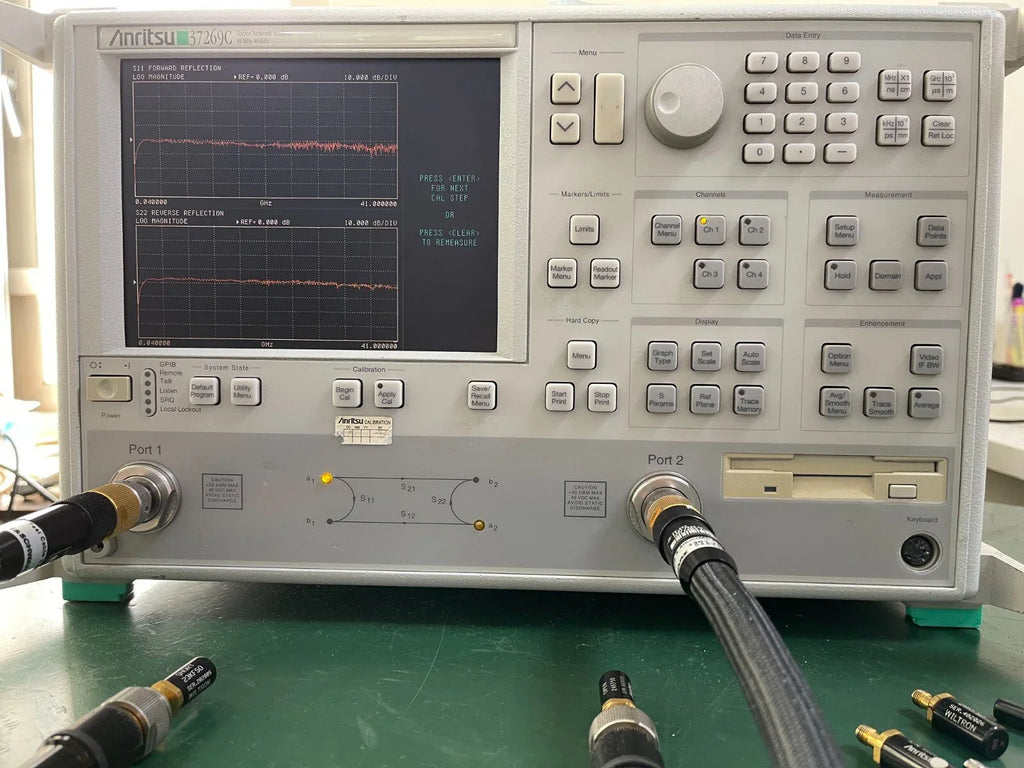Anritsu 37269C Vector Network Analyzer, 40MHz to 40GHz, Option 2A - ZYYKZ Test Equipment