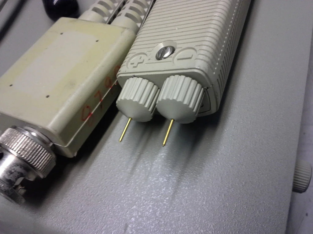 HP 200 MHz Differential Oscilloscope Probe - ZYYKZ Test Equipment