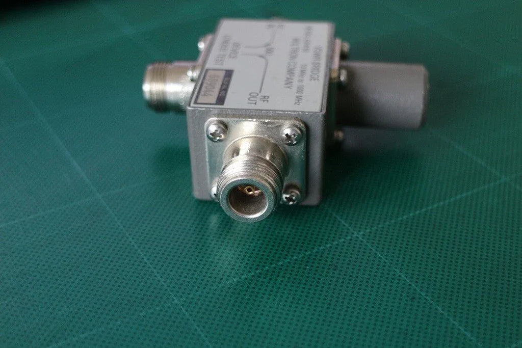 Wiltron 62NF50 VSWR Bridge 10-1000 MHz for RF Testing - ZYYKZ Test Equipment