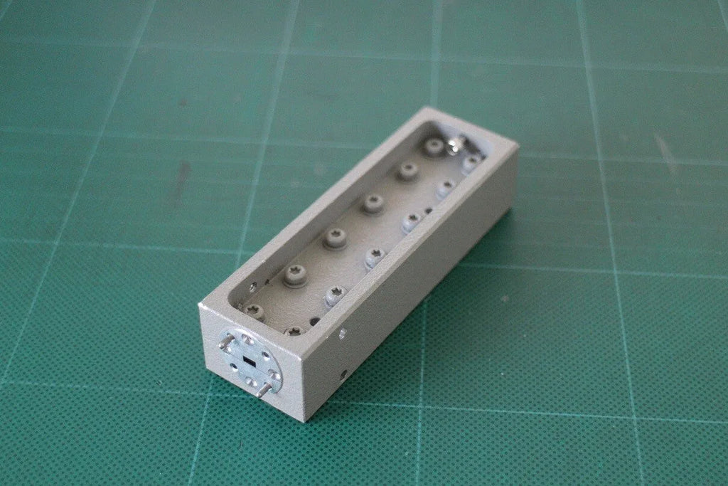 HP V752C 50-75 GHz Waveguide Directional Coupler - ZYYKZ Test Equipment