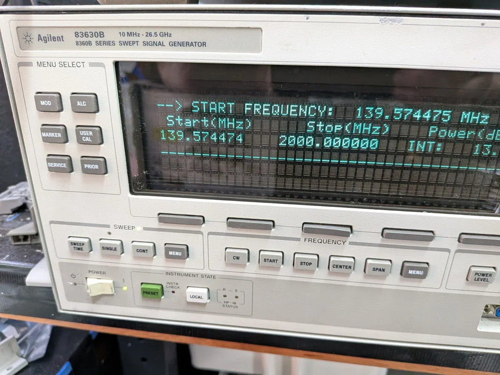 Agilent HP 83630A/83620A Calibrated RF Signal Generator 10 MHz–24.5 GHz with Options 1, 6, 8 - ZYYKZ Test Equipment