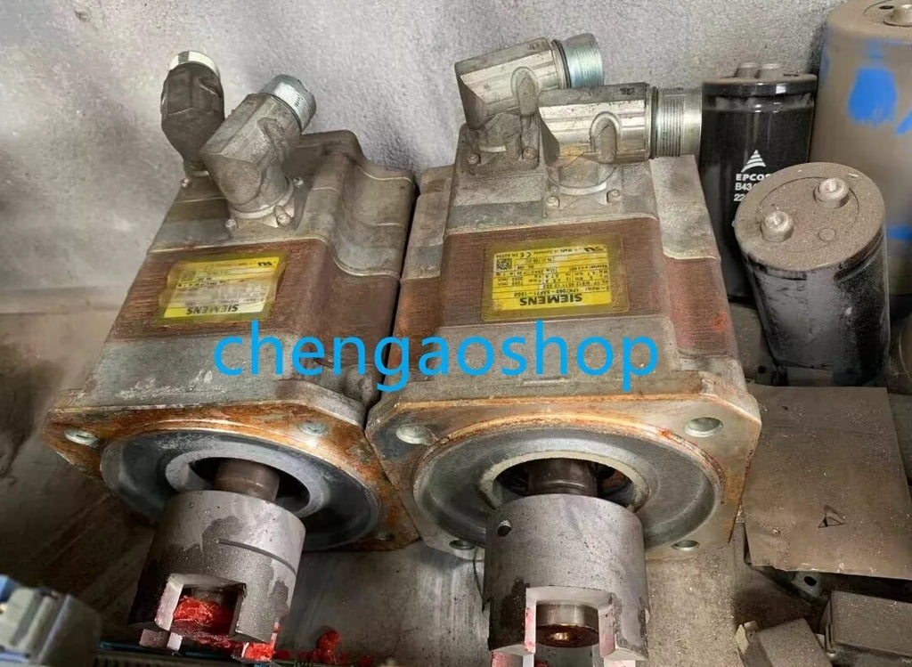 Siemens 1FK7060-5AF71-1SG0 Servo Motor - Used, Fully Functional
