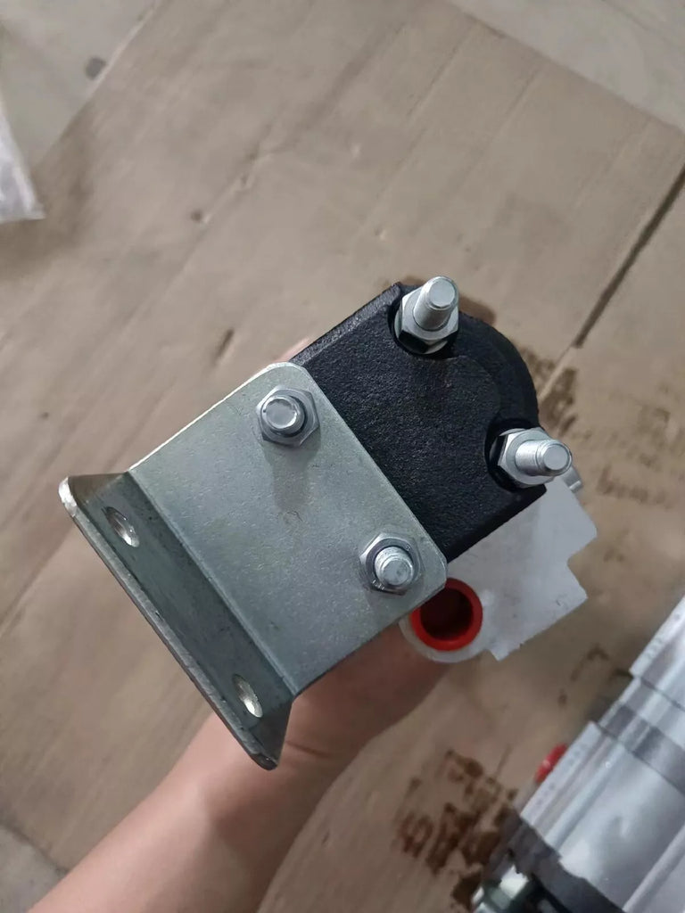 Used HYDRAULIK MTO-2-5-AVS Diverter Valve - Reliable Hydraulic Control Solution