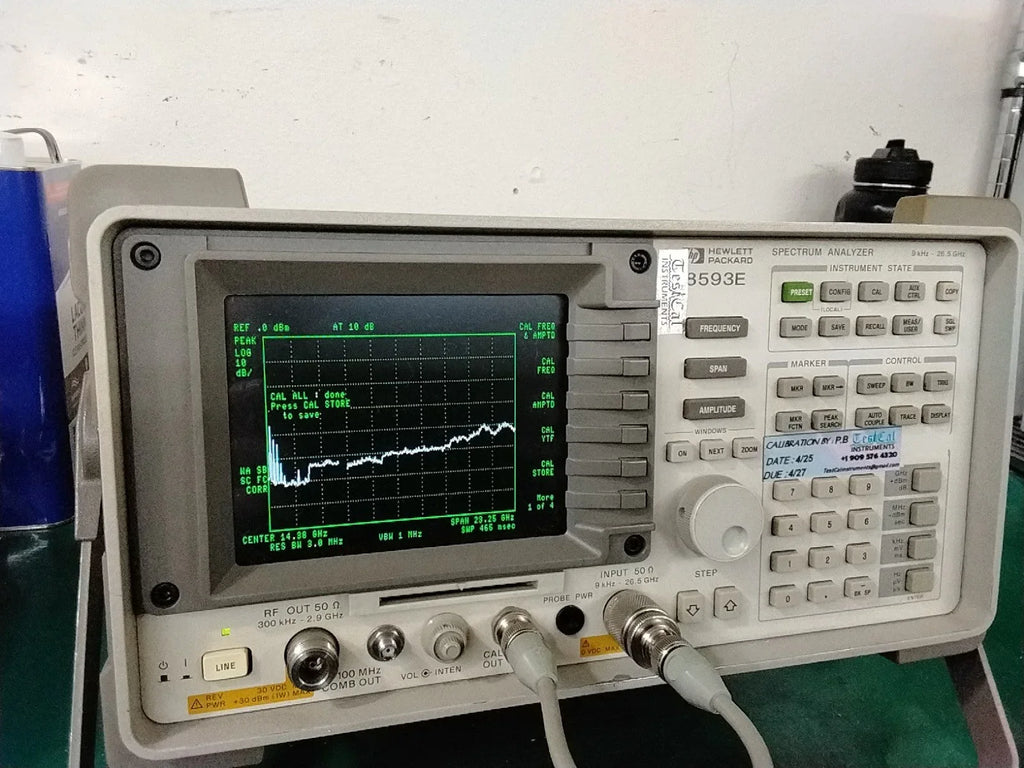 HP 8593E/8593EM EMC Spectrum Analyzer 26.9 GHz with 103 Track Gen & 140 LCD - ZYYKZ Test Equipment
