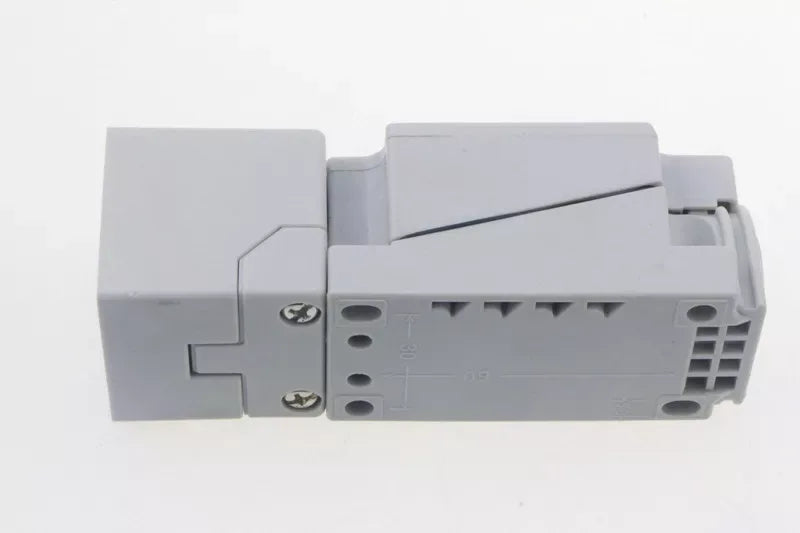 Schneider Electric XS7C40FP260 Proximity Sensor Switch - Compact, Reliable - ZYYKZ Test Equipment