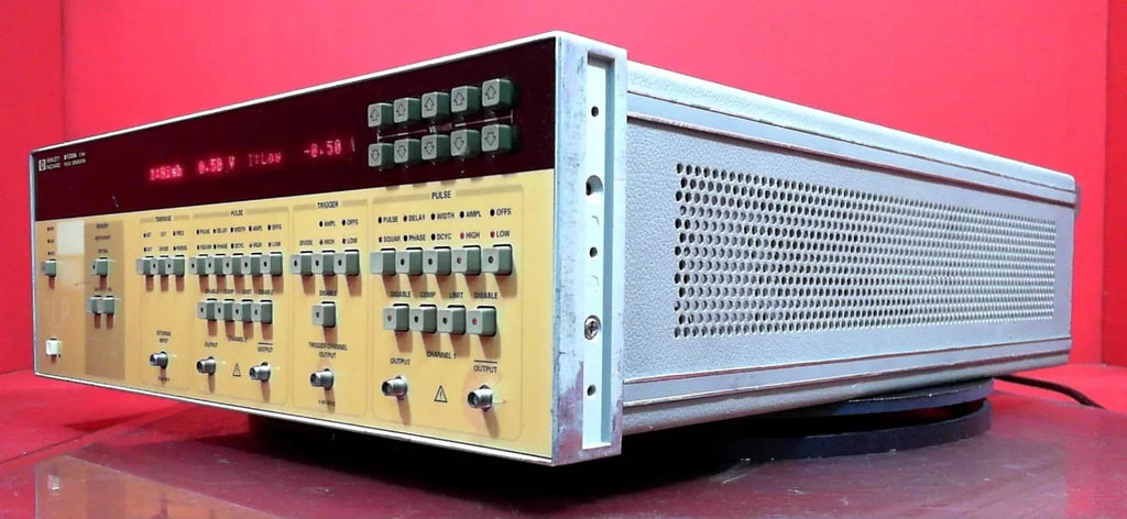 Agilent 8133A High-Speed Pulse Generator 33MHz to 3GHz - ZYYKZ Test Equipment