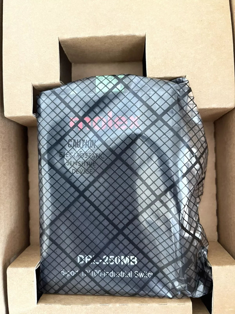 Molex DRL-250MB 5-Port Industrial Ethernet Switch - Rugged, Managed, 10/100 Mbps - ZYYKZ Test Equipment