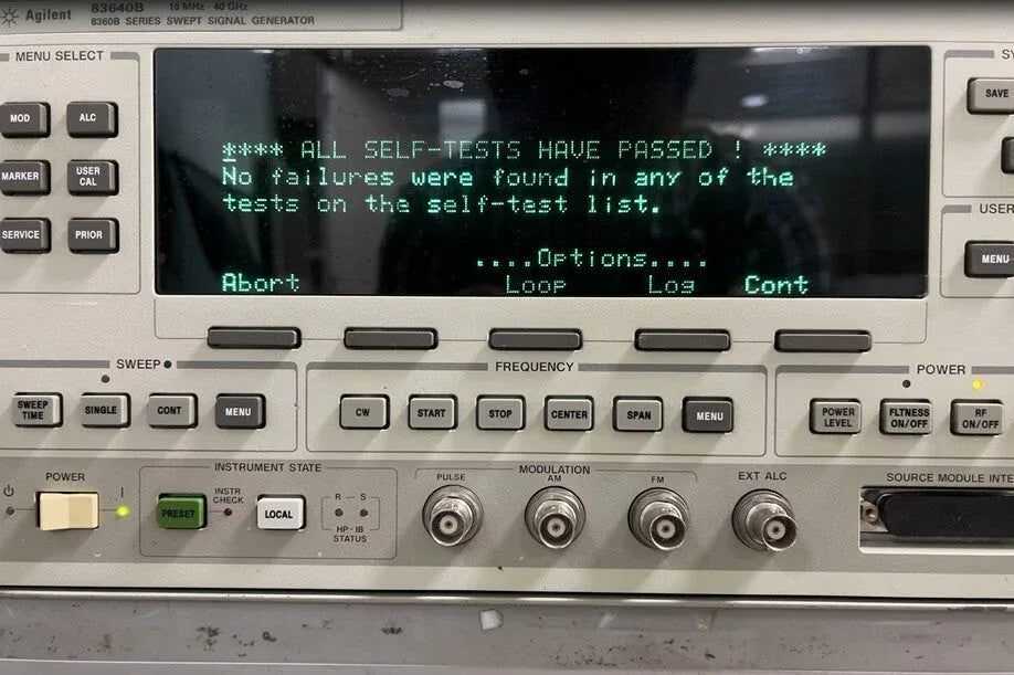 HP Agilent 83640B Synthesized Signal Generator 10MHz-40GHz - ZYYKZ Test Equipment