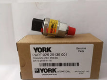 Load image into Gallery viewer, New YORK 025-29139-001 Pressure Sensor - OEM Replacement - ZYYKZ Test Equipment