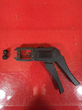 Load image into Gallery viewer, Molex 6900-1150 Professional Crimping Tool