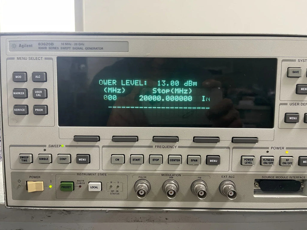 Agilent 83620A Synthesized Sweep Signal Generator 10MHz-20GHz - ZYYKZ Test Equipment