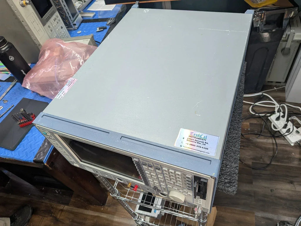 Rohde & Schwarz FSIQ26 Spectrum Analyzer 20 Hz–26.5 GHz with IQ External Mixers - ZYYKZ Test Equipment