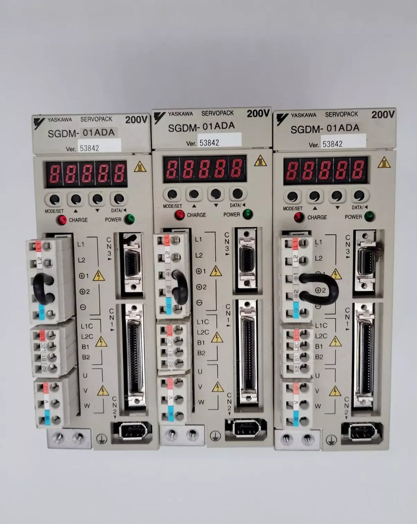 Yaskawa SGDM-01ADA 0.10 kW 200-240V AC Servo Drive - ZYYKZ Test Equipment
