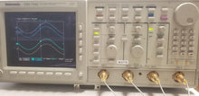 Load image into Gallery viewer, Tektronix TDS754C 500 MHz 4-Channel Digital Storage Oscilloscope - ZYYKZ Test Equipment
