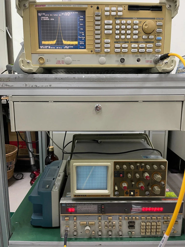 Advantest R3172 Spectrum Analyzer 9 kHz to 26.5 GHz - ZYYKZ Test Equipment