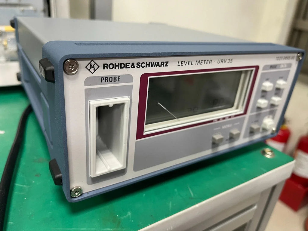 Rohde & Schwarz URV35 Precision Level Meter - 220-240 ACV - ZYYKZ Test Equipment