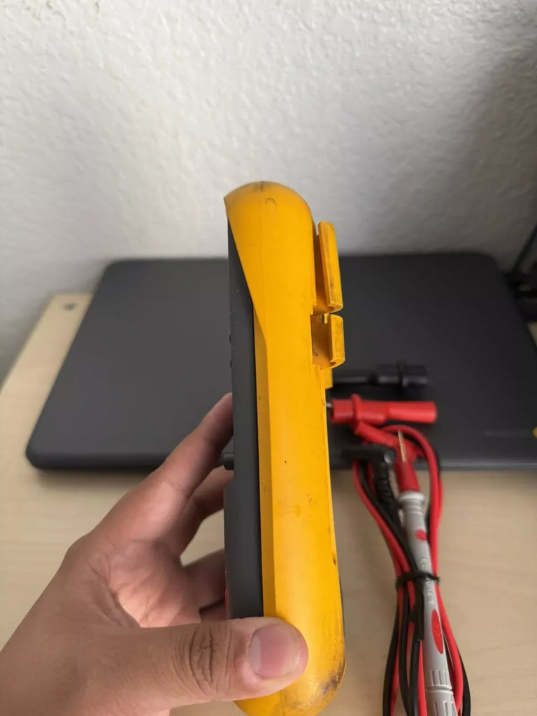 FLUKE 787 ProcessMeter with Test Leads - Accurate Loop Calibrator & Multimeter - ZYYKZ Test Equipment