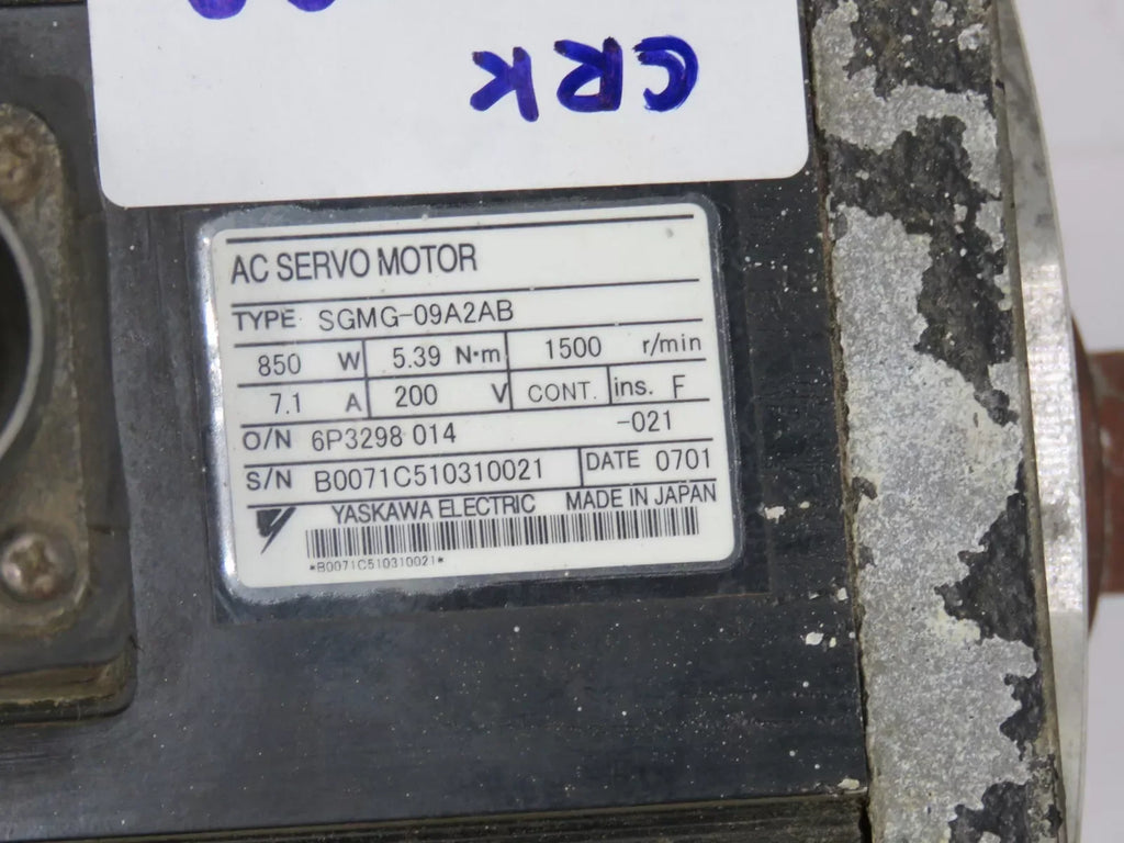 Yaskawa SGMG-09A2AB Synchronous AC Servo Motor 5.39 Nm 1500 RPM - ZYYKZ Test Equipment