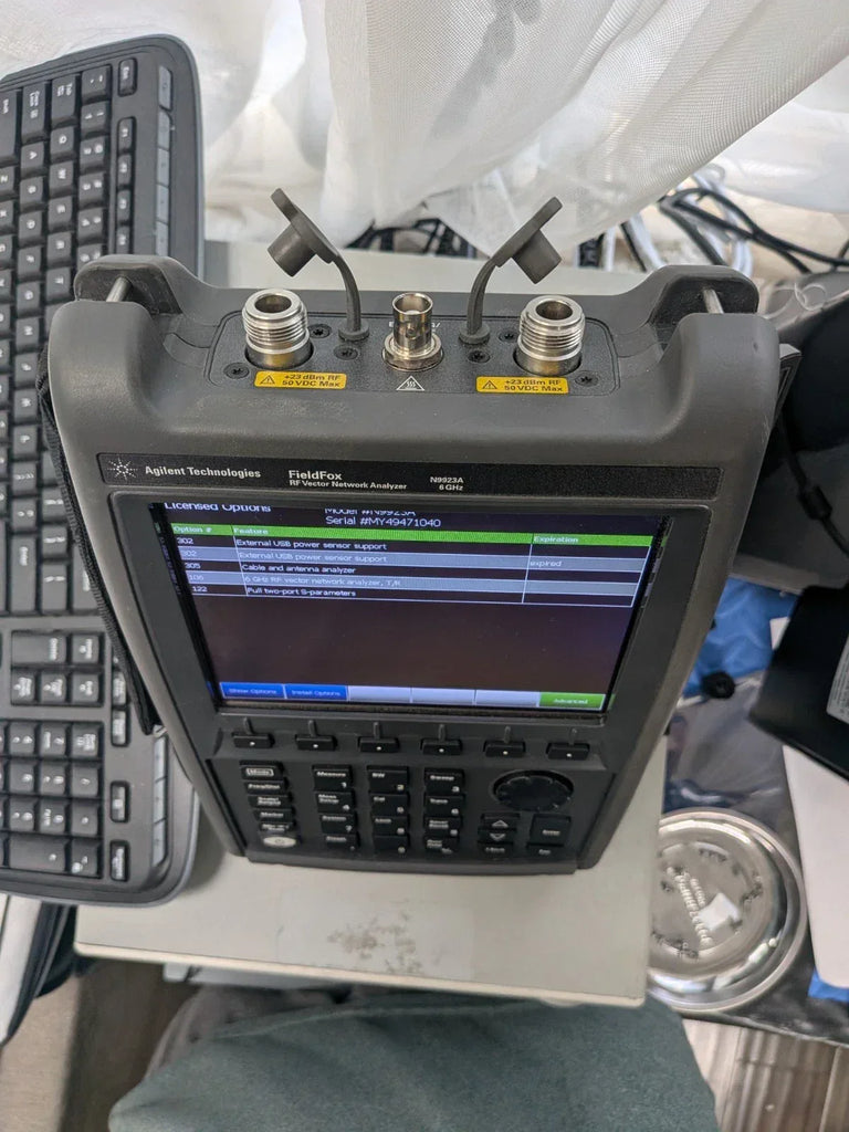 Keysight Agilent Fieldfox N9923A Calibrated Vector Network Analyzer 6 GHz - ZYYKZ Test Equipment