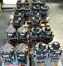 Load image into Gallery viewer, Superior Electric 236SU-2 Variable Autotransformer 0.28-240V 10A 2.8kVA - ZYYKZ Test Equipment