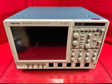 Load image into Gallery viewer, Tektronix DSA72004 20 GHz 4-Channel Digital Serial Data Oscilloscope - ZYYKZ Test Equipment
