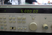 Load image into Gallery viewer, ANRITSU 1Hz-600MHz Frequency Synthesizer - Precision Signal Generator - ZYYKZ Test Equipment