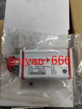 Load image into Gallery viewer, Pfeiffer PPT 100 Vacuum Gauge Transmitter PTR33130 - High Precision Pressure Measurement - ZYYKZ Test Equipment