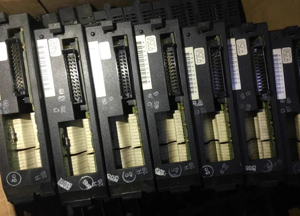 GE Fanuc IC693ALG391B 8-Channel Analog Input Module for Industrial Automation - ZYYKZ Test Equipment